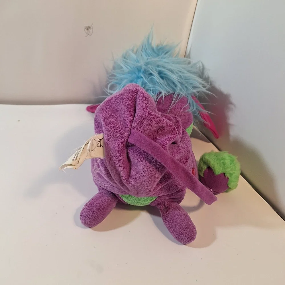 SPIN MASTER NETFLIX POPPLES YIKES PURPLE GREEN BLUE PLUSH 2015‎